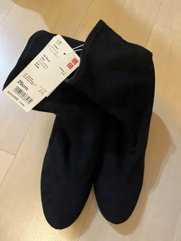 유니클로 스트레치 숏부츠 블랙 중간 힐 부츠 25cm