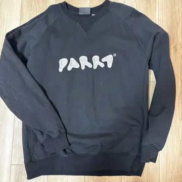 블랙 맨투맨 트레이닝복 PARRA