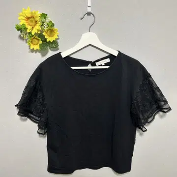 새상품급 grove 블랙 레이스 소매 반팔 상의 L 사이즈 심플