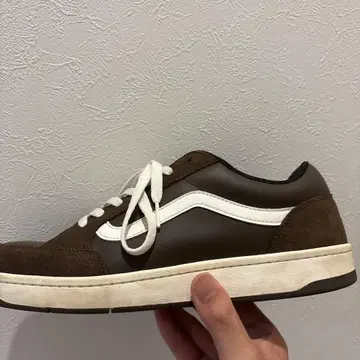VANS 브라운 스니커즈