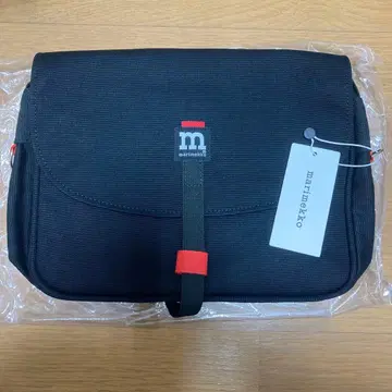 새상품 정품 Marimekko 숄더백 MAGNEETTILAUKKU