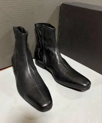 n.d.c. 가죽 사이드 지퍼 부츠 블랙