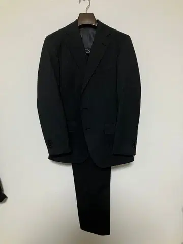 SUIT SQUARE 쓰리피스 수트 스트라이프 새상품급