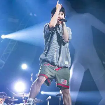 Effecten 베이스볼 셔츠 TAKUYA 착용