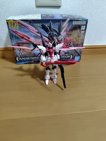 HG 1/144 건담 퍼펙트 스트라이크 프리덤 루즈 조립 완성품