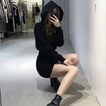 GYDA 허리 와이드 반테이지 후디 원피스 블랙