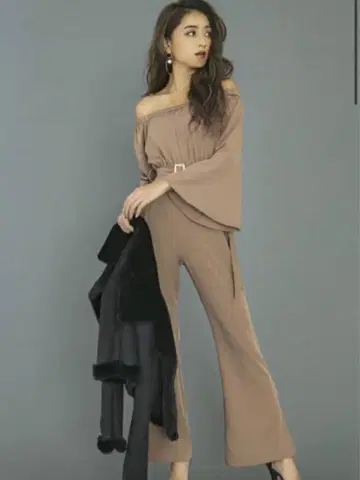 RESEXXY 미초파 콜라보 브라운 오프숄더 올인원