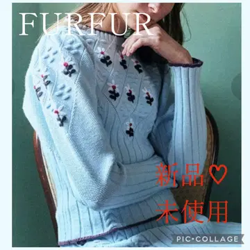 새상품 정가 약 2만 FURFUR 플라워 니트 풀오버 블루 자수