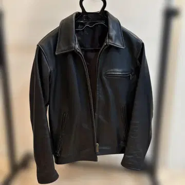 Schott 샷 카라 부착 트래커 자켓