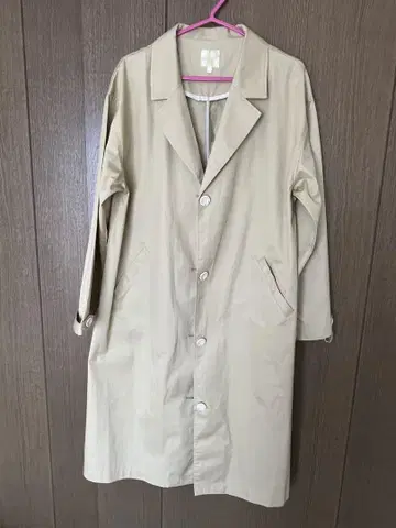 베이지 롱 트렌치코트
