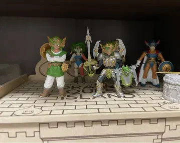 DRAGON QUEST 4 용사 남자 주인공 피규어 color