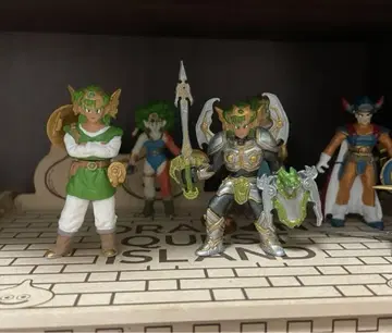 DRAGON QUEST 4 용사 남자 주인공 피규어 color