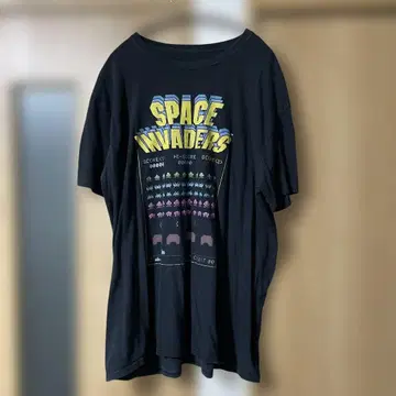 스페이스 인베이더즈 T셔츠 블랙 2XL 사이즈