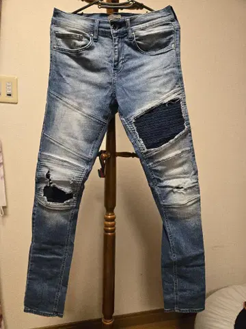 ZARA MAN 스키니 데님 데미지 가공