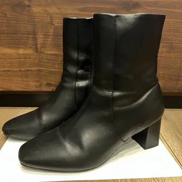 [ 24.5cm ] 내추럴 뷰티 베이직 블랙 숏부츠