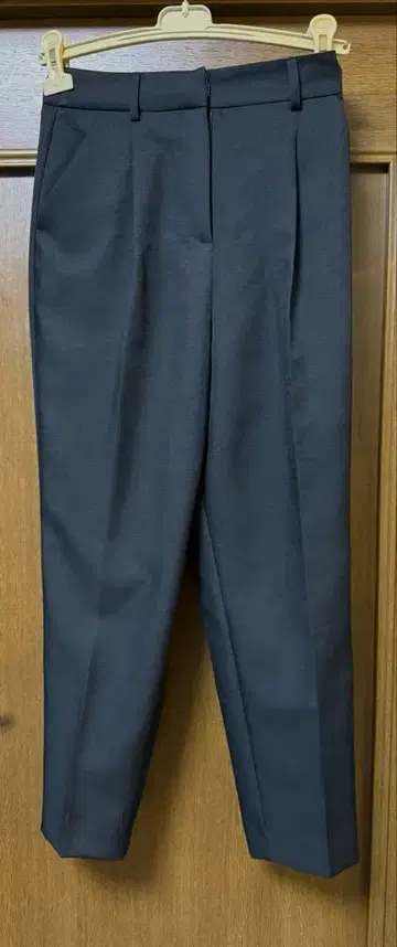 MACHATT 마차트 턱 팬츠 블랙