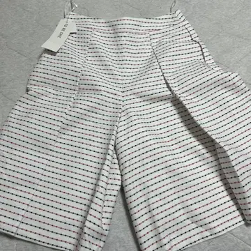 TO BE CHIC 스트라이프 숏팬츠
