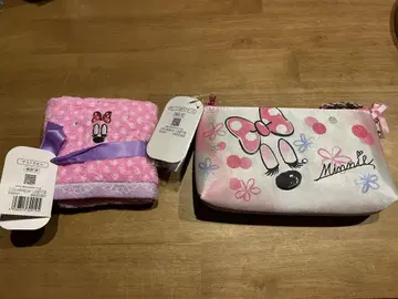Disney Minnie Mouse 타월과 펜 케이스