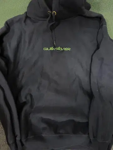 Quiksilver 네이비 후드티 L 가격 인하 가능