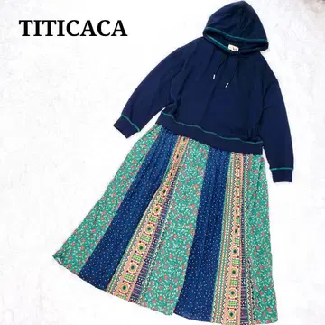TITICACA 티티카카 후드 부착 후드티 플리츠 도킹 원피스