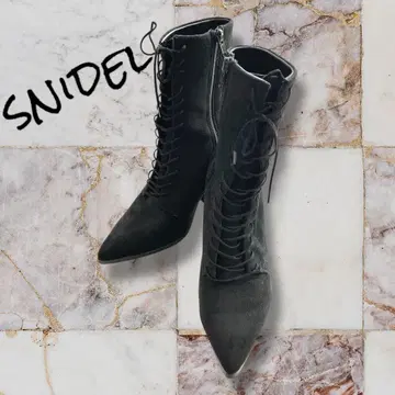 새상품급 [ snidel ] 블랙 레이스업 부츠 레이스업 끈 미들부츠 M