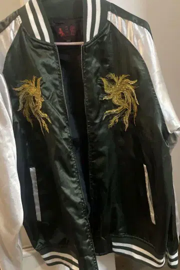 스카잔 그린 화이트