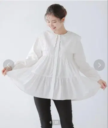 [새상품급] Fit more 더블 스캘럽 칼라 티어드 블라우스