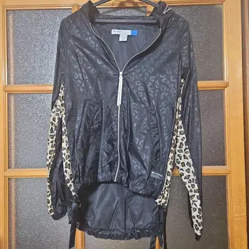 adidas 레오파드 무늬 자켓 M