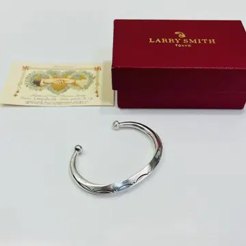 래리 스미스 NAJA TAPERED END 뱅글 팔찌