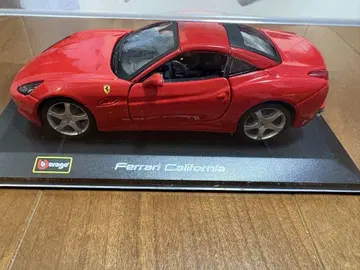 Bburago 페라리 캘리포니아 미니카