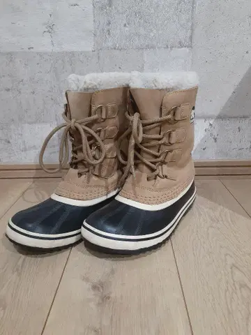 SOREL 1964PAC2 베이지 x 블랙