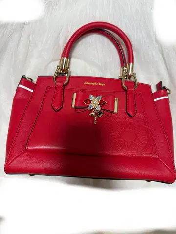 사만다 베가 카드캡터 사쿠라 콜라보 숄더백