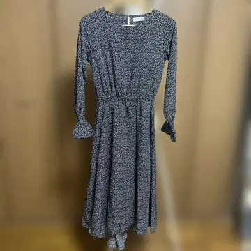 Feroux 꽃무늬 롱 슬리브 원피스