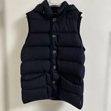 Traditional Weatherwear 후드 부착 다운 베스트 네이비