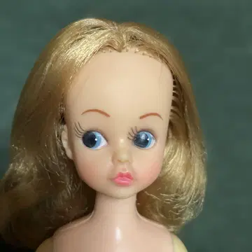 스칼렛 인형