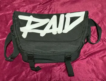 [ 새상품급 중고 ] 레이드 재팬 메신저 백