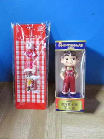 후지야 페코짱 인형 한정품 케이스 스트랩 덤 포함 무료배송