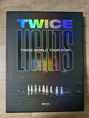 TWICE WORLD TOUR 2019 LIGHTS DVD