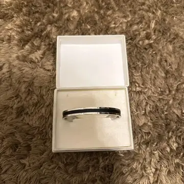 블랙 뱅글 심플