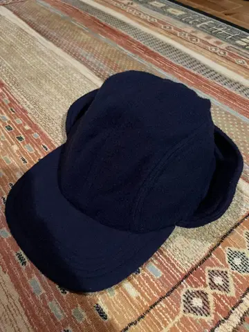 new england cap 네이비 플리스 귀도리 달린 캡