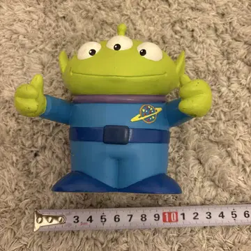 에이리언 피규어 우주복 약 10cm