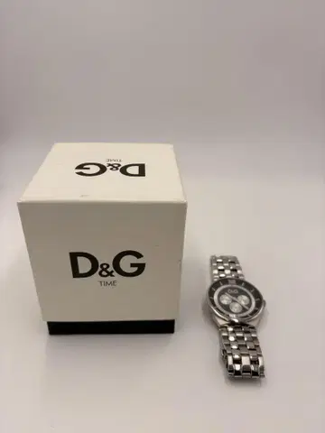 D&G 아날로그 시계 실버/블랙