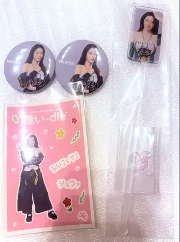 I-dle SHUHUA 슈화 캔뱃지 아크릴 마들러 스티커