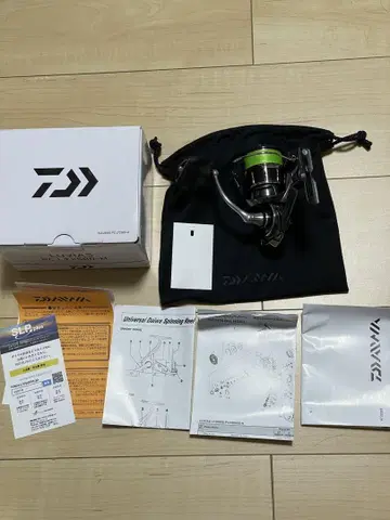 DAIWA LUVIAS PC LT2500-H 스피닝 릴