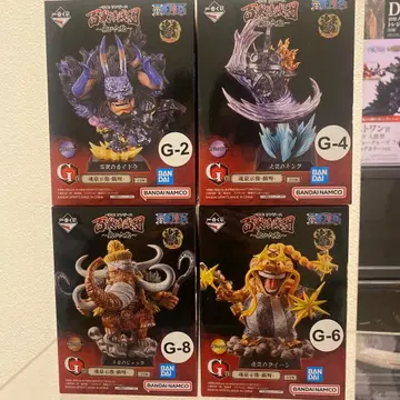 BANDAI 원피스 귀중 메탈릭 컬러 백수 해적단 4종 세트