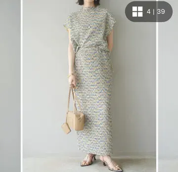 Lumier 뤼미에 멀티 컬러 랜덤 플리츠 셋업
