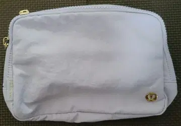 [ 새상품 ] Lululemon Everywhere 벨트백 Large