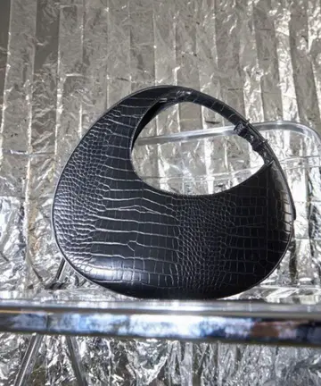 jose moon MOON BAG (EMBOSS) 블랙