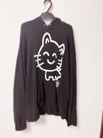돌아온 고양이 후드티 nqrse 나루세
