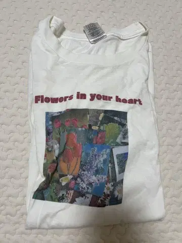 Flowers in your heart 티셔츠